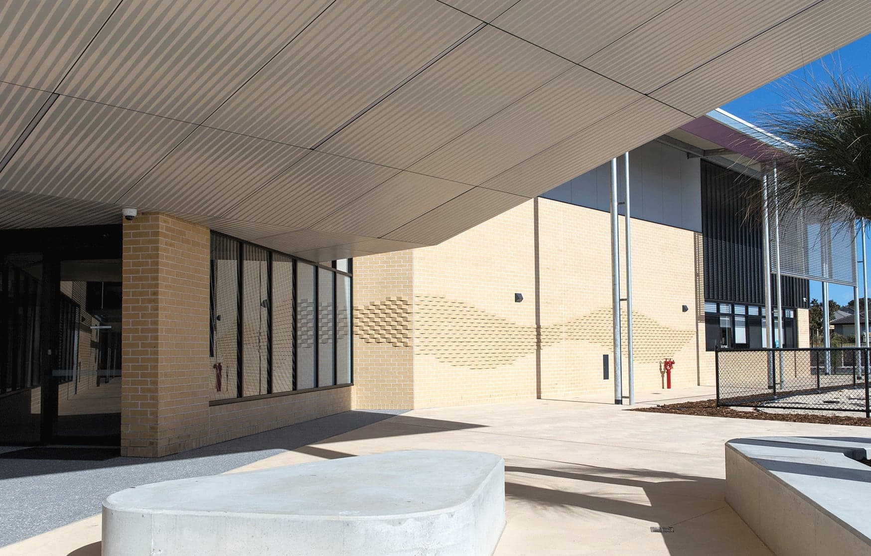 Rhythm and Flow II — Integrated brick, glazing and CFC soffit, Yanchep Secondary College